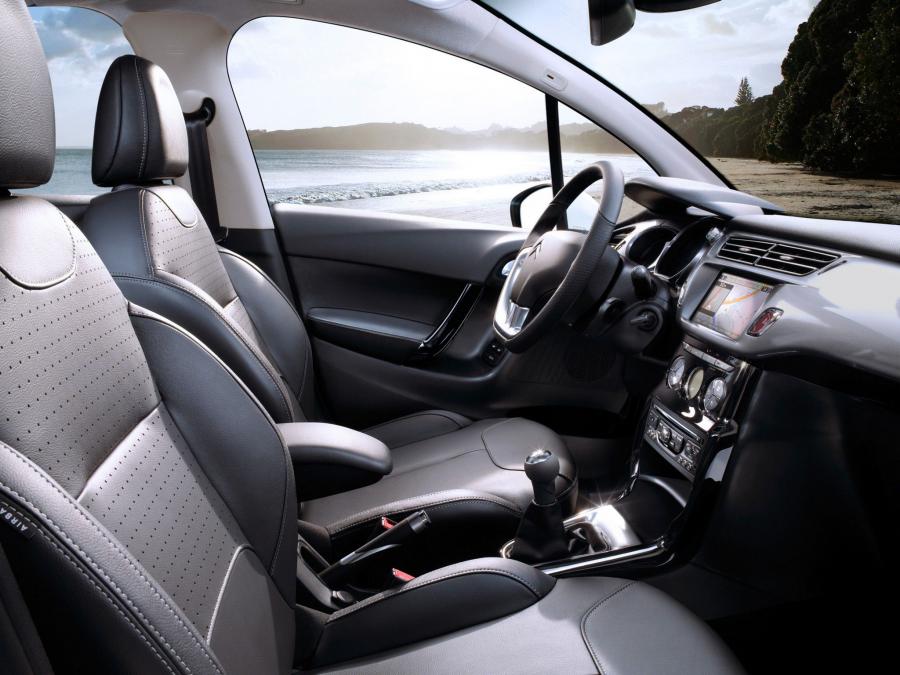  Citroen C3 2013 года  (фото 34 из 38)